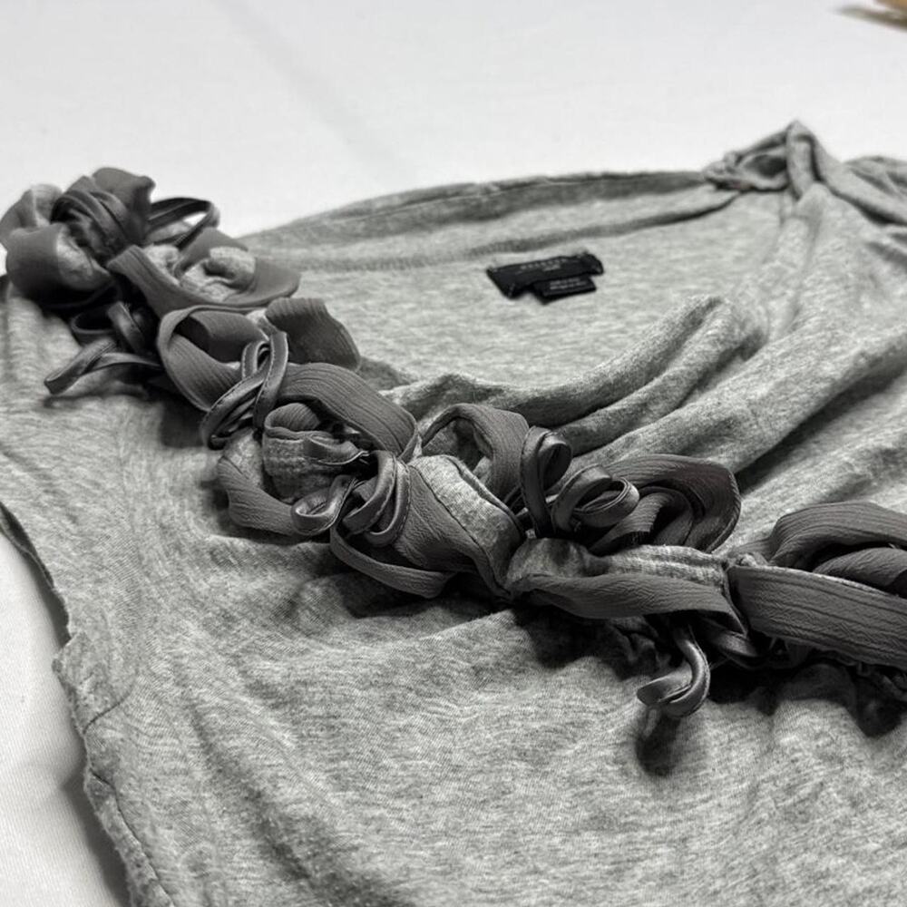 Deletta Vintage Fitting Y2K 2000z Grey Short Sleeve Going Out Top size small - Picture 6 of 7